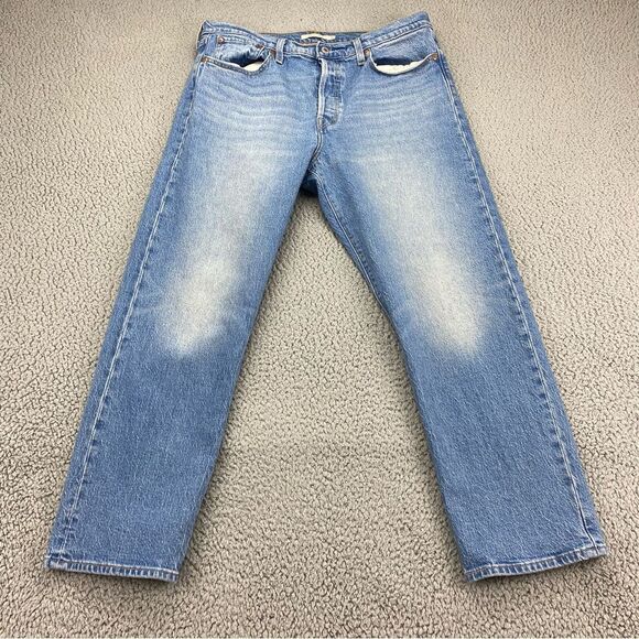 Levi's Premium Women's Wedgie Straight Fit Button Fly Jeans  |  Size:  32 - Picture 2 of 16